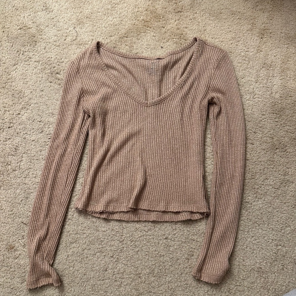 Tan/light orange long sleeve top
